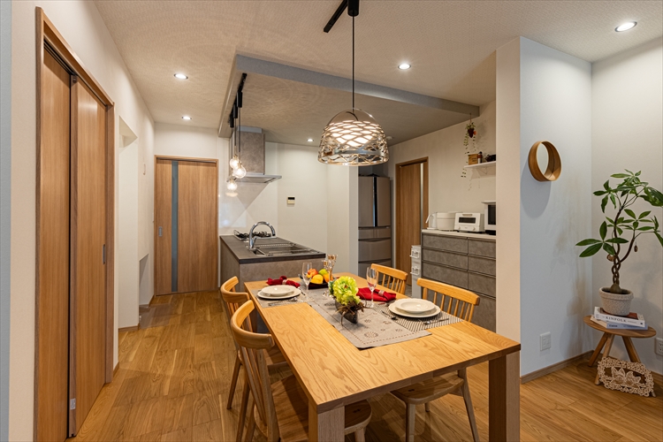 キッチンを囲める生活って最高!