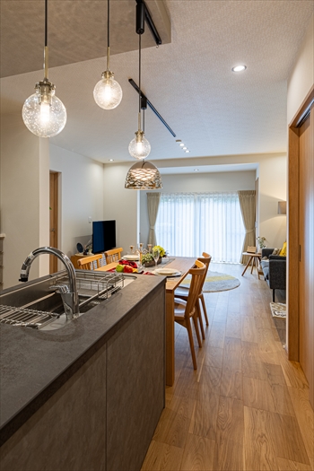 キッチンを囲める生活って最高!