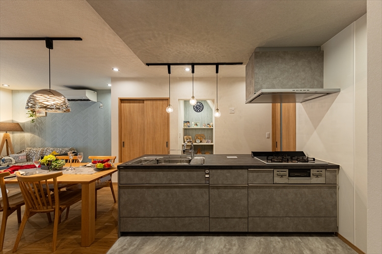 キッチンを囲める生活って最高!